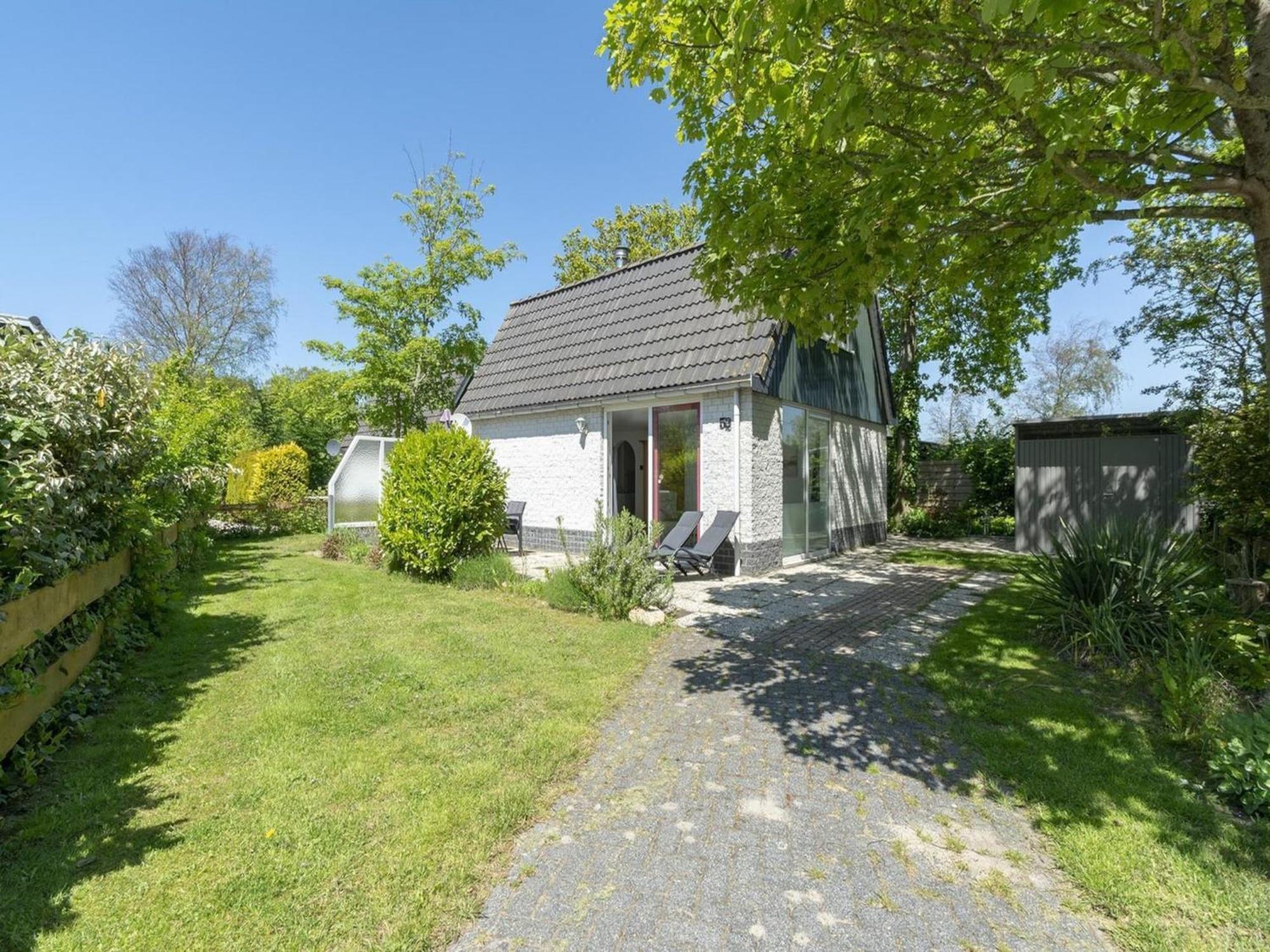 Holiday Home With Pool By The Sea Sint Maartensvlotbrug Eksteriør bilde