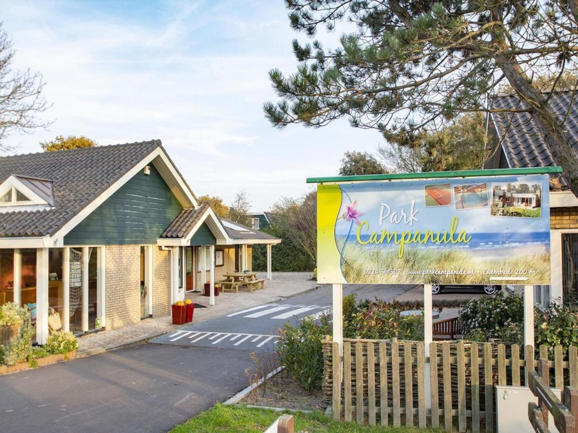 Holiday Home With Pool By The Sea Sint Maartensvlotbrug Eksteriør bilde